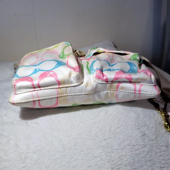 Coach Hampton Scribble Multi Purse - Picture 6 of 12